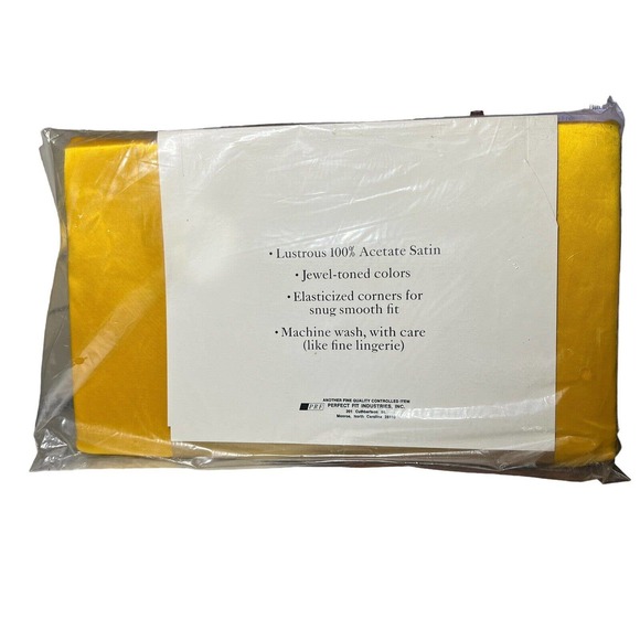 Vintage Chatelaine Satin Full Sized Flat Bed Sheet Golden Sun Gold New old Stock - Picture 2 of 6